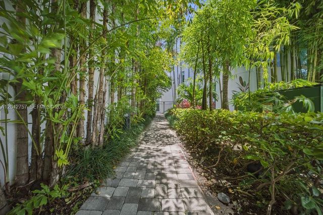 710 NE 3rd Avenue, Fort Lauderdale, FL 33304