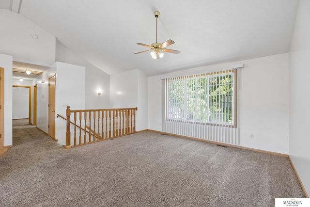 6933 N Steamboat Drive, Lincoln, NE 68521