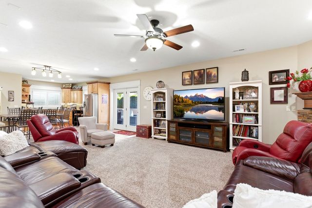 2639 S 2975 W, West Haven, UT 84401