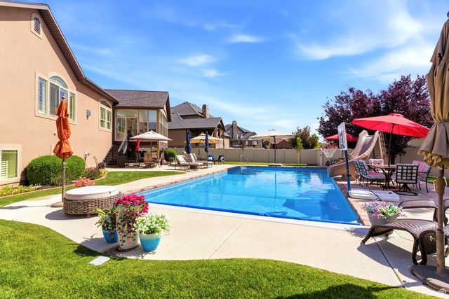 2639 S 2975 W, West Haven, UT 84401