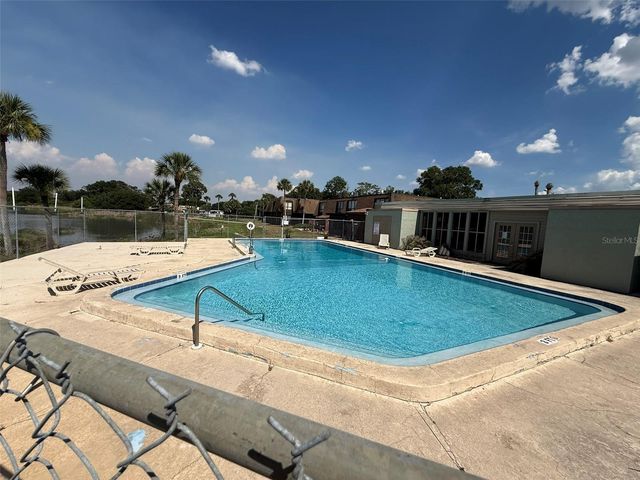 1836 N CRYSTAL LAKE DRIVE 64, Lakeland, FL 33801