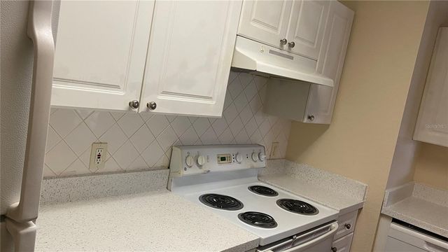 18001 RICHMOND PLACE DRIVE 1034, Tampa, FL 33647