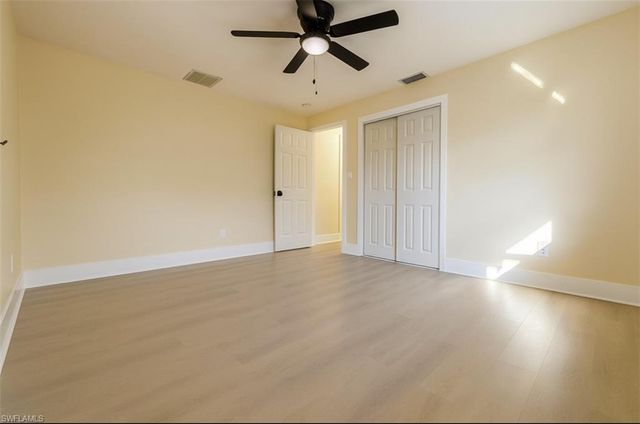 732 Sesame CT, Cape Coral, FL 33904