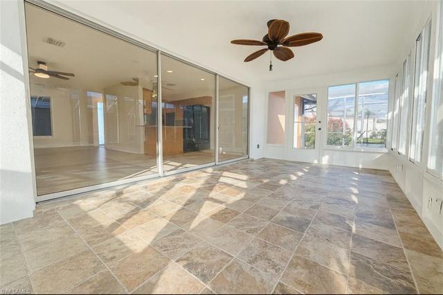 732 Sesame CT, Cape Coral, FL 33904