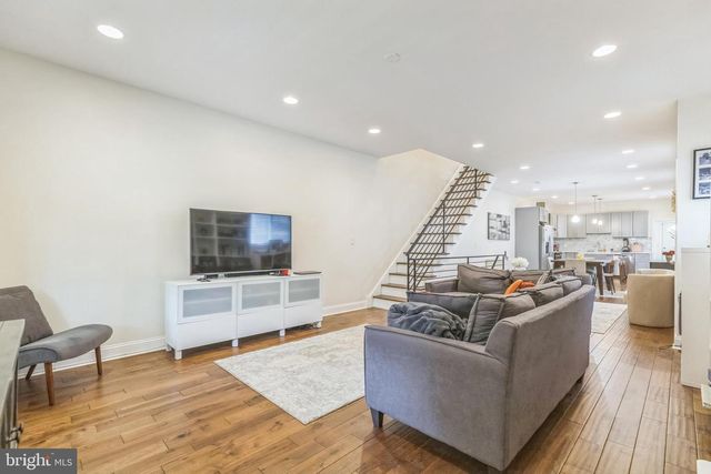 5009 WALTON AVE, Philadelphia, PA 19143