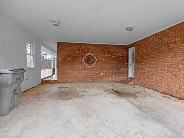 307 Holly Drive, Spartanburg, SC 29301