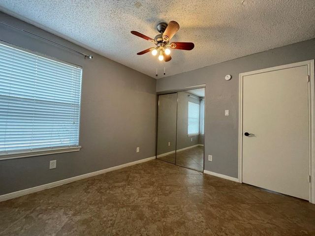 2910 Pioneer Pass, Sugar Land, TX 77479
