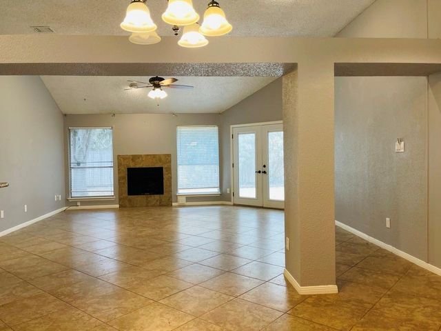 2910 Pioneer Pass, Sugar Land, TX 77479