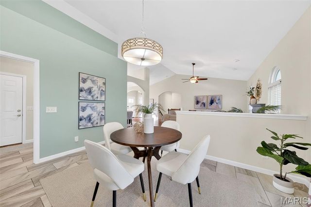 15 Canter Court, St Peters, MO 63376