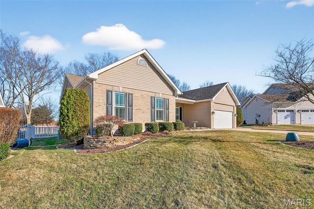 15 Canter Court, St Peters, MO 63376