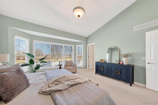 15 Canter Court, St Peters, MO 63376