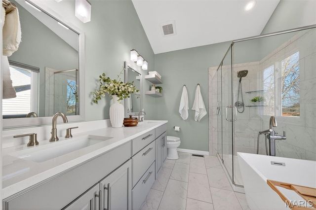 15 Canter Court, St Peters, MO 63376