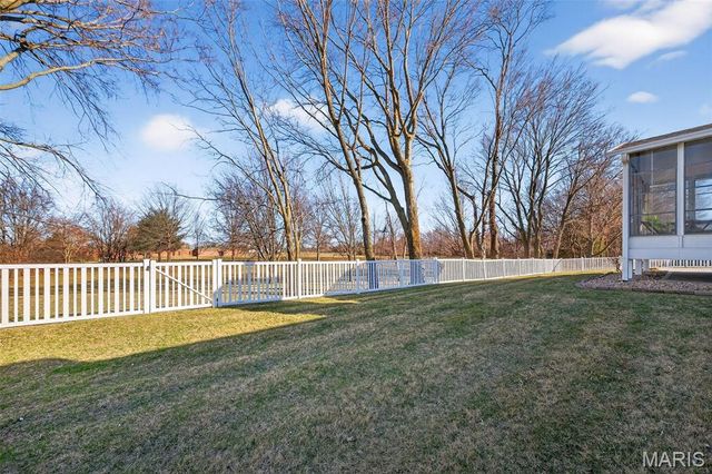 15 Canter Court, St Peters, MO 63376