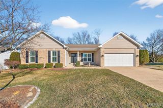 15 Canter Court, St Peters, MO 63376