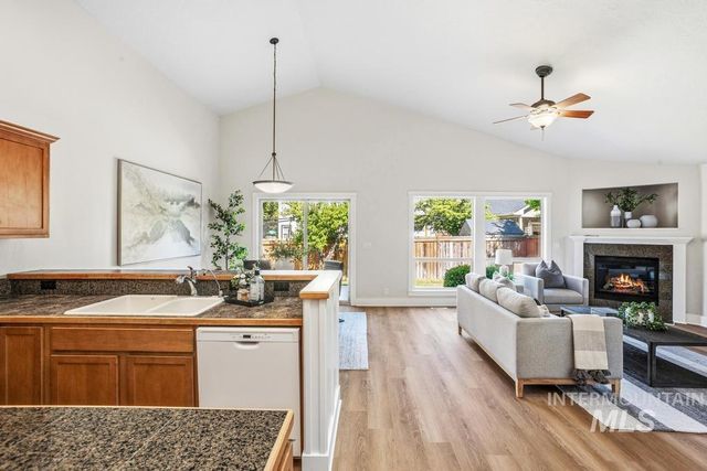 5952 S Olmstead Ave., Boise, ID 83709