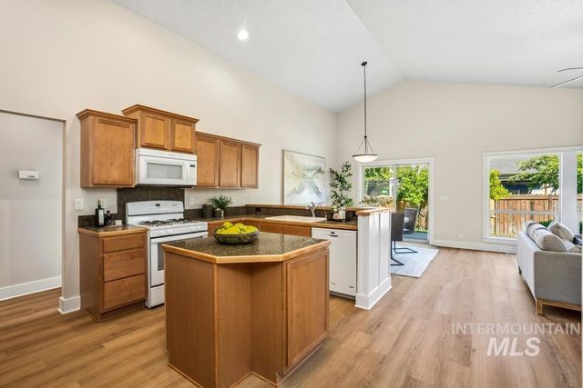 5952 S Olmstead Ave., Boise, ID 83709