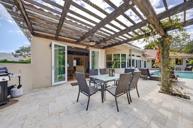 6515 NW 95th Lane, Parkland, FL 33076