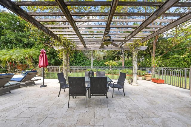 6515 NW 95th Lane, Parkland, FL 33076