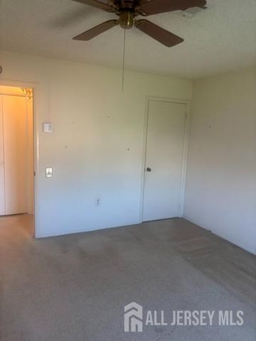 541 Cornus Plaza N, Monroe, NJ 08831