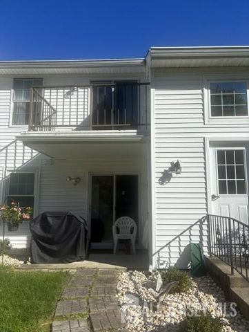 541 Cornus Plaza N, Monroe, NJ 08831