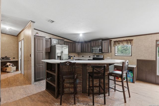 119 Avery Dr, Somerset, TX 78069
