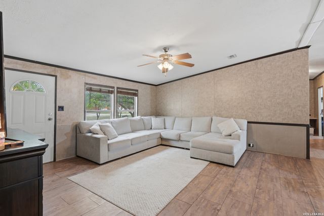 119 Avery Dr, Somerset, TX 78069