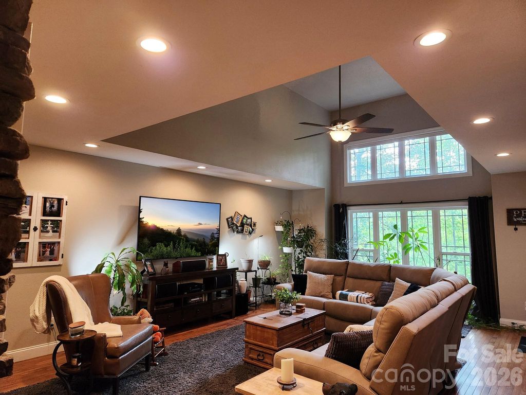 100 Hannah Drive, Mill Spring, NC 28756