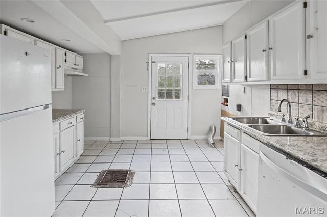 2309 Elm Avenue, Granite City, IL 62040