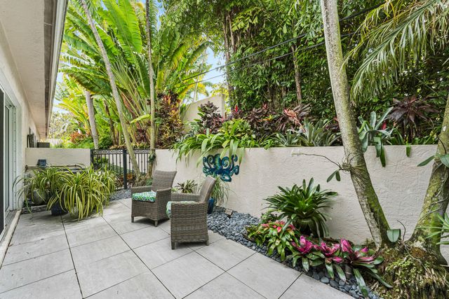 1278 George Bush Boulevard, Delray Beach, FL 33483