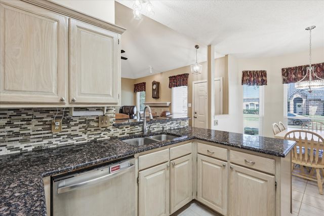 1740 Creekbend Drive, Lewisville, TX 75067