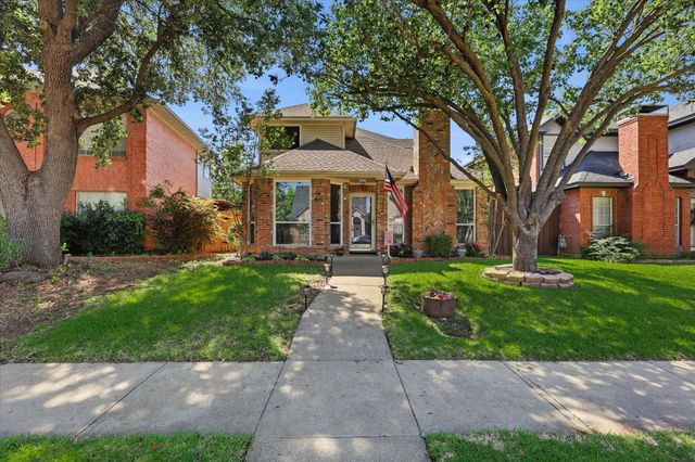 1740 Creekbend Drive, Lewisville, TX 75067