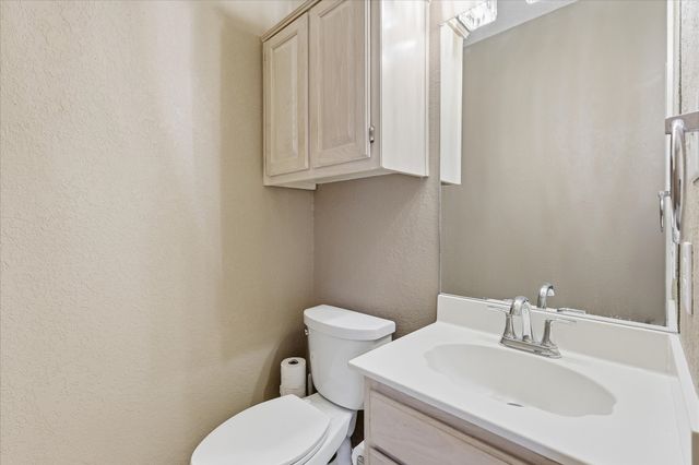 1740 Creekbend Drive, Lewisville, TX 75067