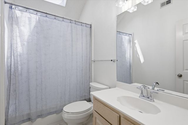 1740 Creekbend Drive, Lewisville, TX 75067