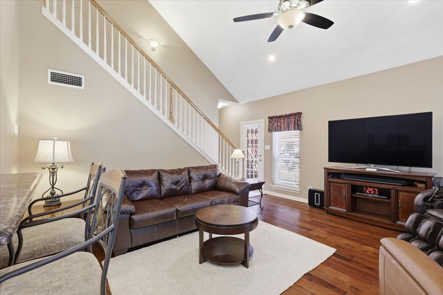 1740 Creekbend Drive, Lewisville, TX 75067