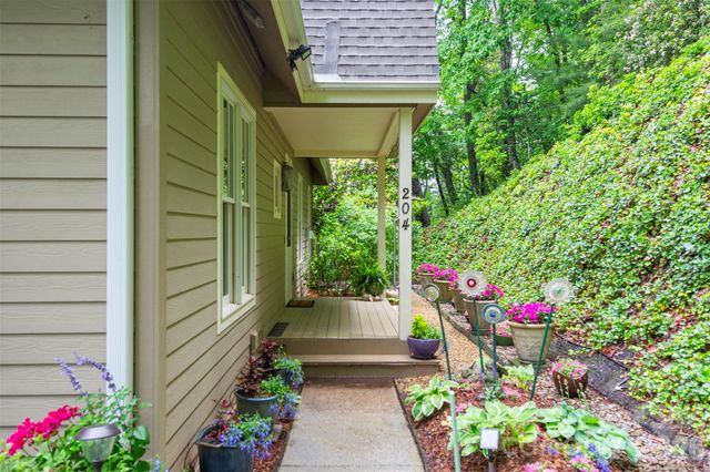 204 Briarcliff None 5, Asheville, NC 28804