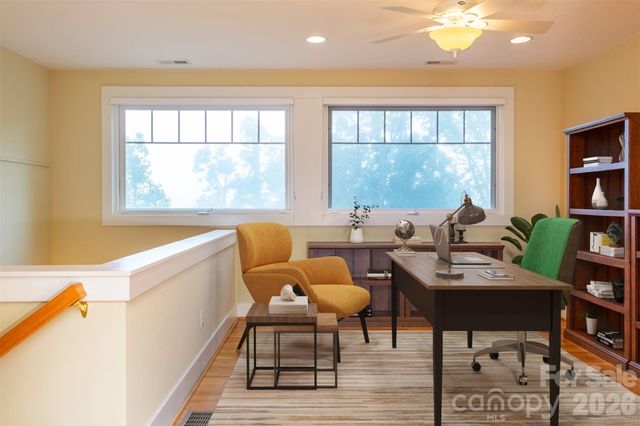204 Briarcliff None 5, Asheville, NC 28804