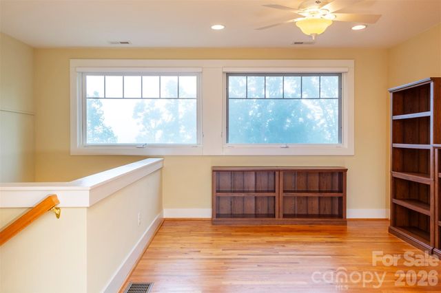 204 Briarcliff None 5, Asheville, NC 28804