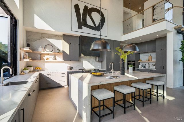 1288 Oak Knoll Ave, Napa, CA 94558