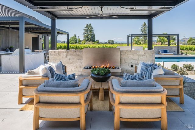 1288 Oak Knoll Ave, Napa, CA 94558