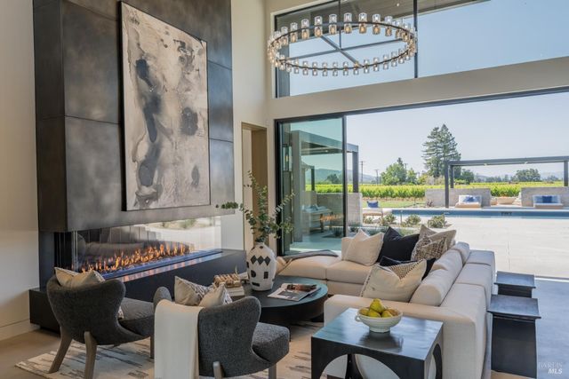 1288 Oak Knoll Ave, Napa, CA 94558