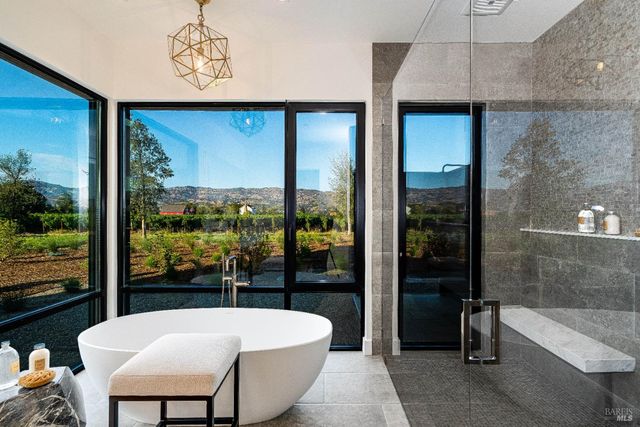 1288 Oak Knoll Ave, Napa, CA 94558