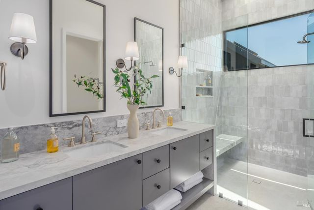 1288 Oak Knoll Ave, Napa, CA 94558