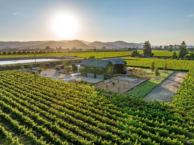 1288 Oak Knoll Ave, Napa, CA 94558