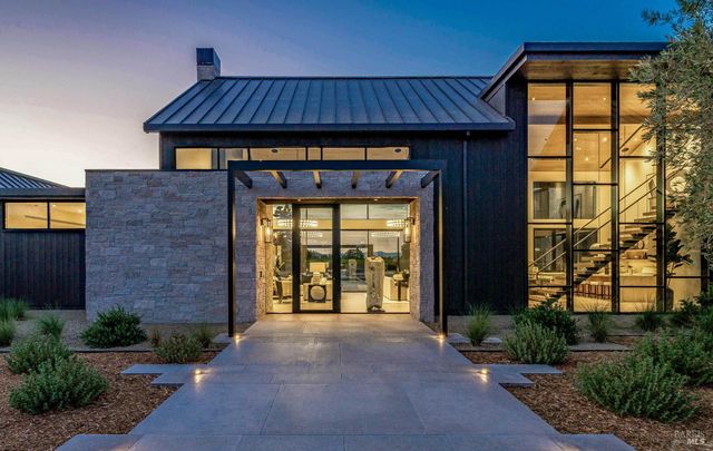 1288 Oak Knoll Ave, Napa, CA 94558