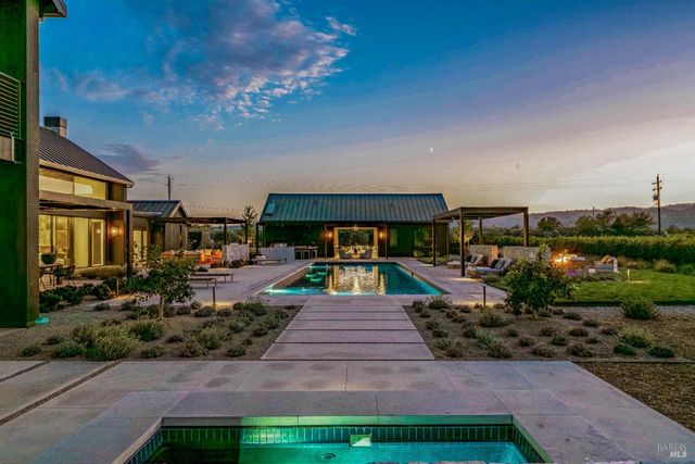 1288 Oak Knoll Ave, Napa, CA 94558