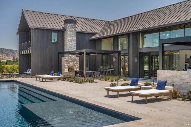 1288 Oak Knoll Ave, Napa, CA 94558