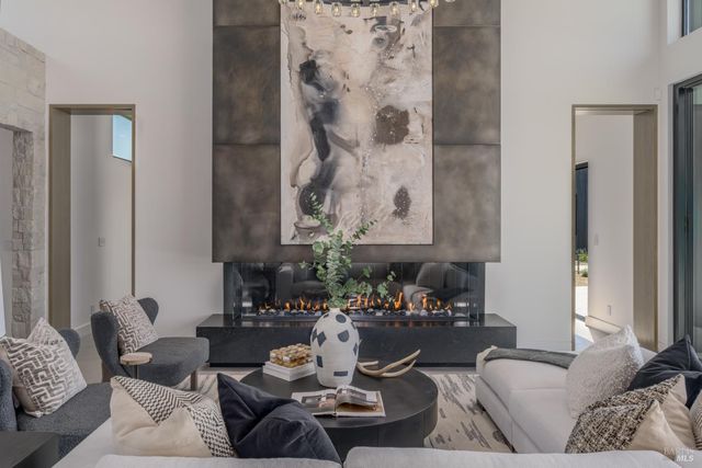 1288 Oak Knoll Ave, Napa, CA 94558