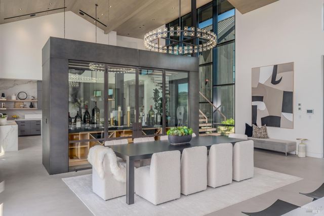 1288 Oak Knoll Ave, Napa, CA 94558