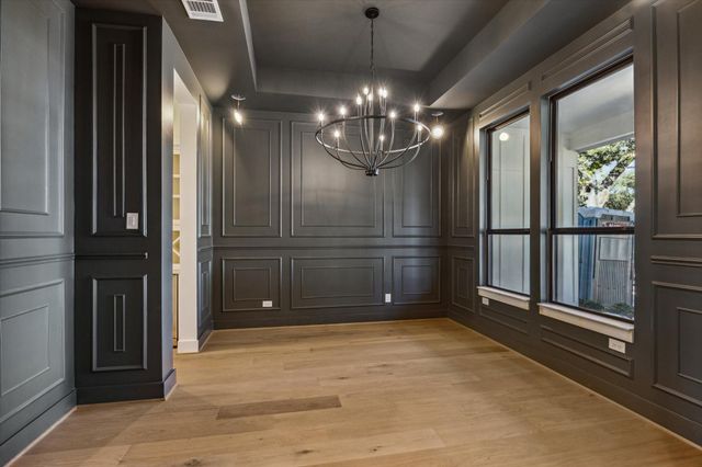 1527 Hewitt Drive, Houston, TX 77018