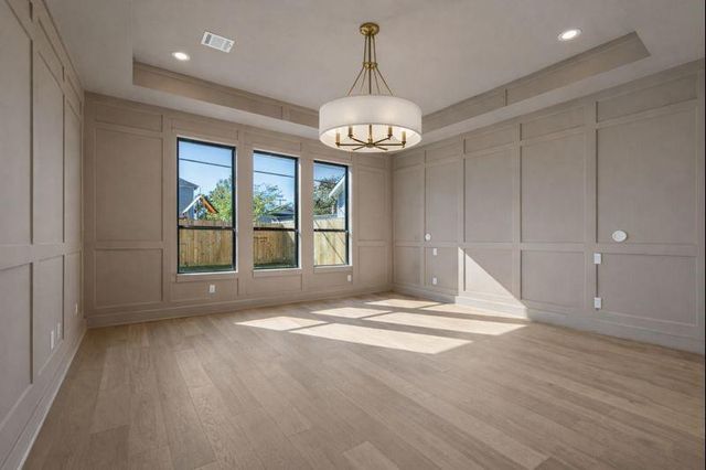 1527 Hewitt Drive, Houston, TX 77018